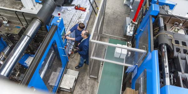 Electricistas Industriales · Instaladores Alta / Baja Tensión · Equilibrado y alineación de motores y generadores